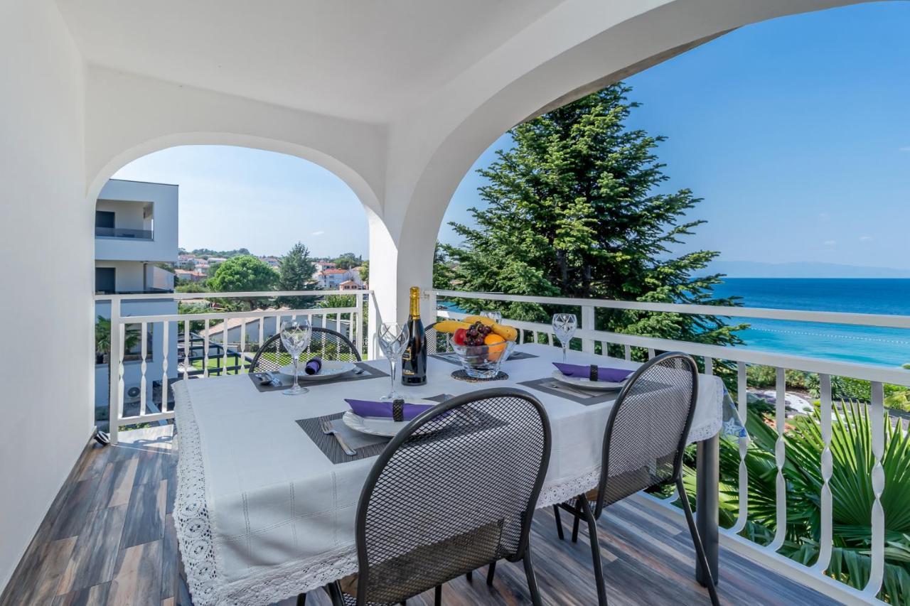 Maestral Apartments Malinska Eksteriør bilde