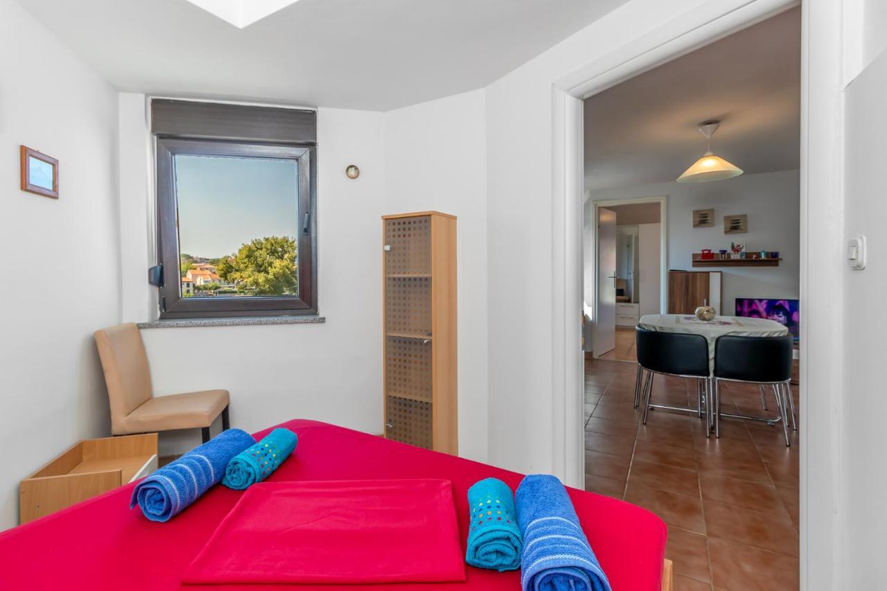 Maestral Apartments Malinska Eksteriør bilde