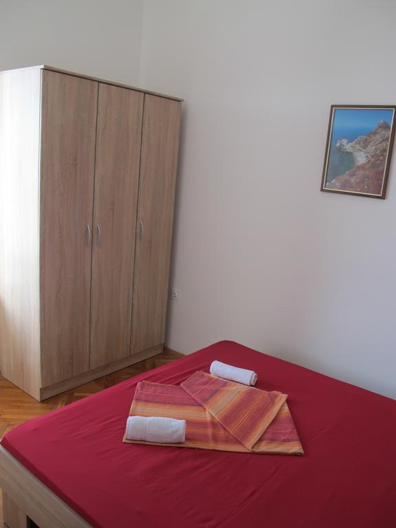 Maestral Apartments Malinska Rom bilde